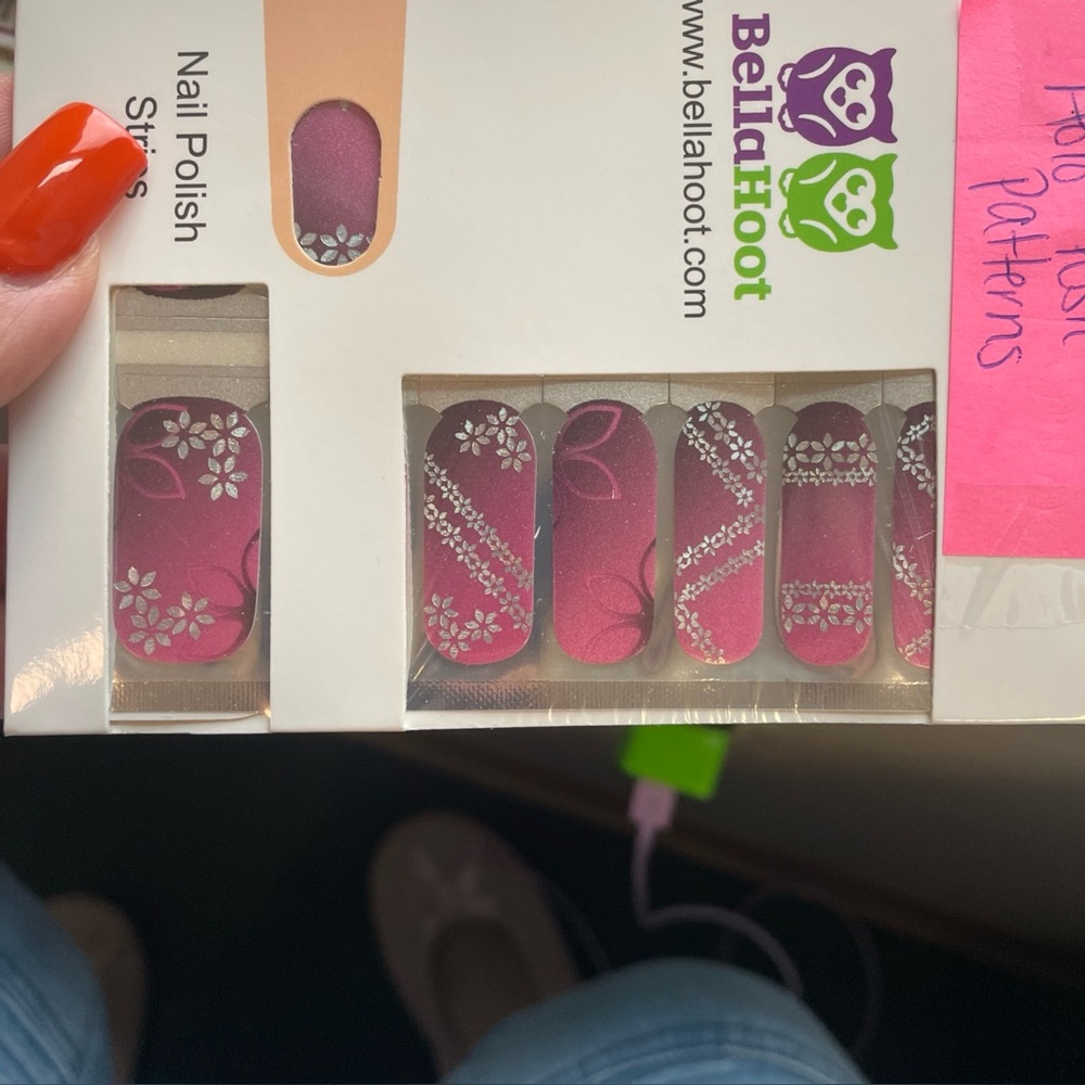 BellaHoot Pink Nail Polish Strips